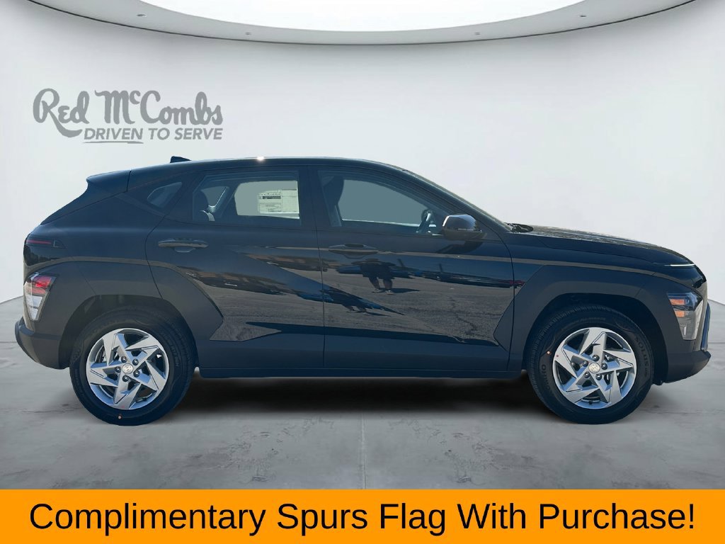New 2027 Hyundai Kona SE FWD image 4