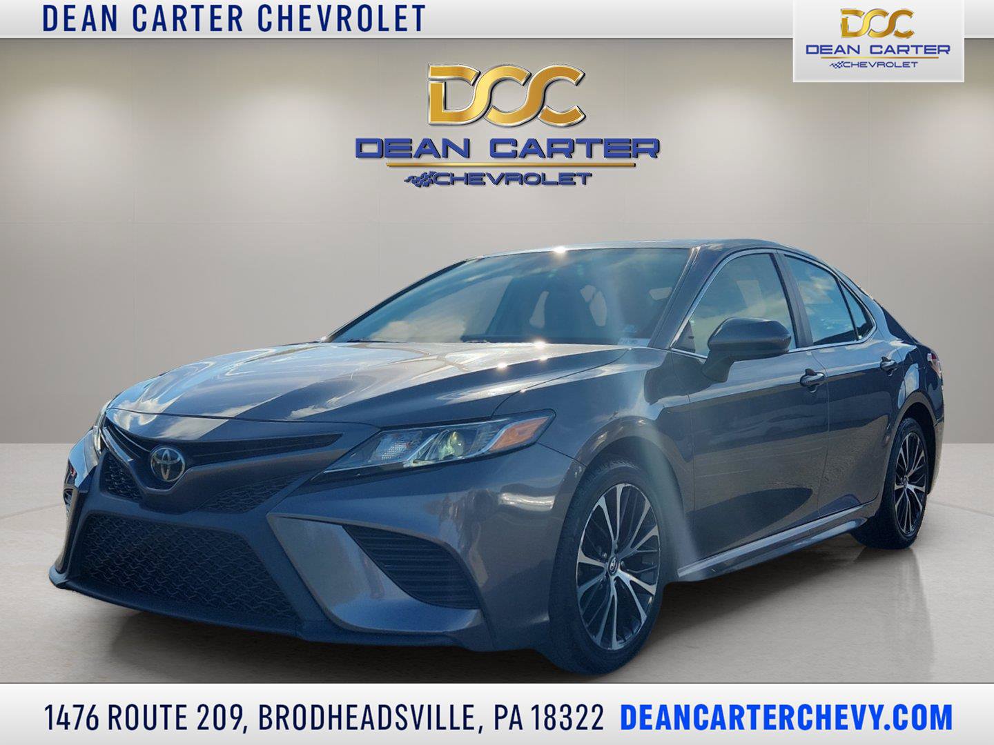 Used 2019 Toyota Camry SE FWD image 1