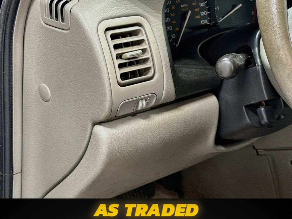 Used 2000 Saturn L-Series LW1 FWD image 12