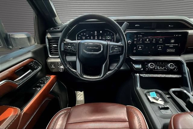 Used 2024 GMC Sierra 2500 Denali Ultimate AWD/4WD image 9