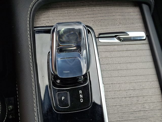 Used 2022 Volvo XC90 T8 Inscription w/ Advanced Package AWD/4WD image 17
