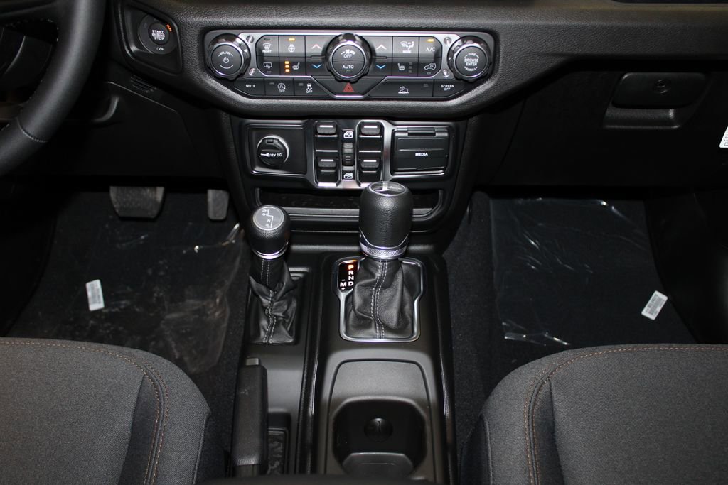 New 2026 Jeep Gladiator Sport image 21