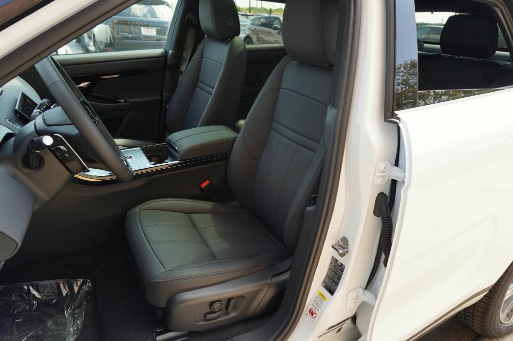 New 2026 Land Rover Range Rover Evoque S AWD/4WD image 13