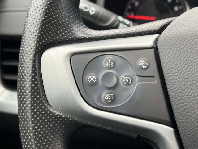 Used 2024 GMC Terrain SLE image 25