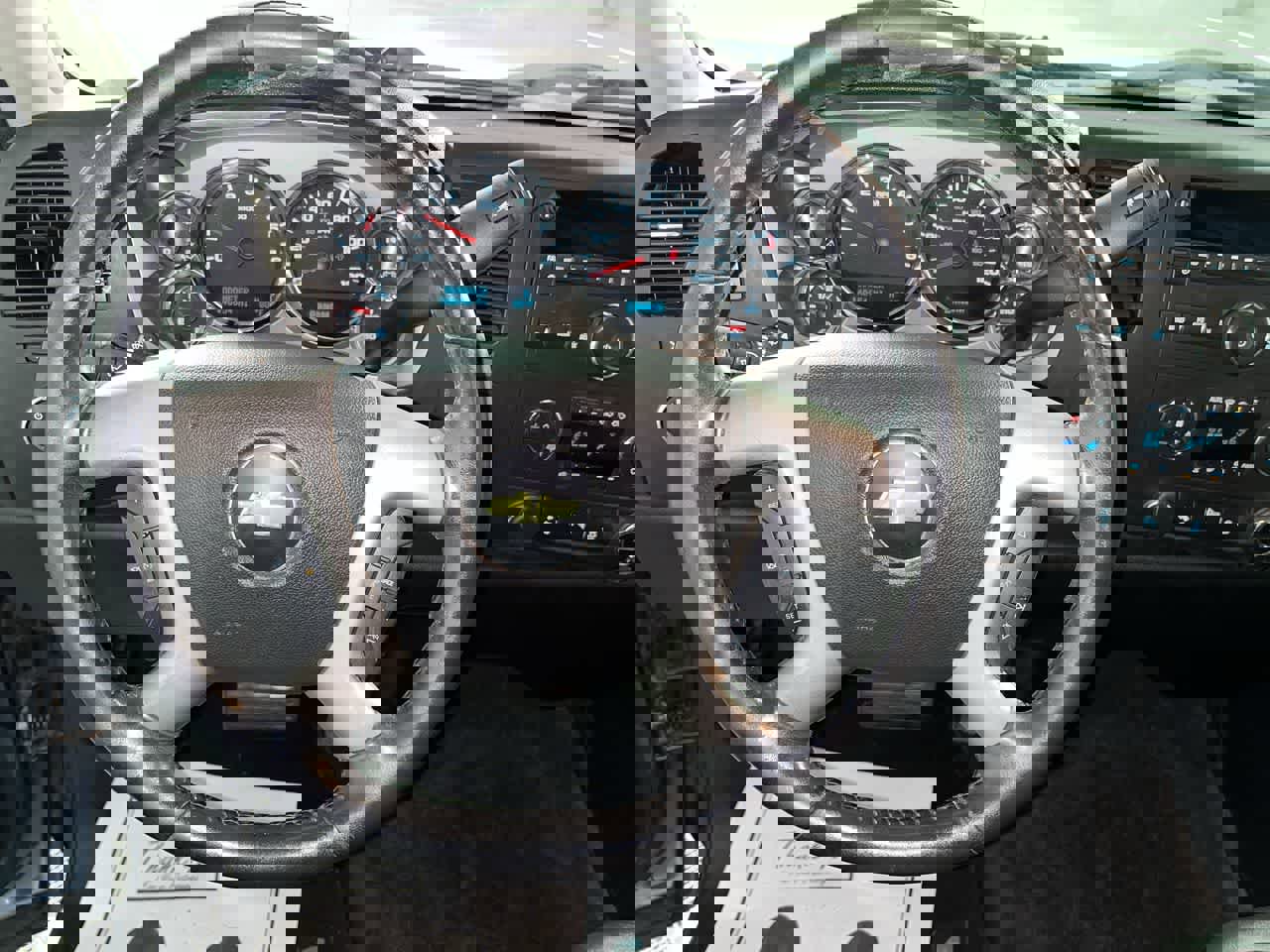 Used 2013 Chevrolet Silverado 1500 LT w/ All-Star Edition AWD/4WD image 16