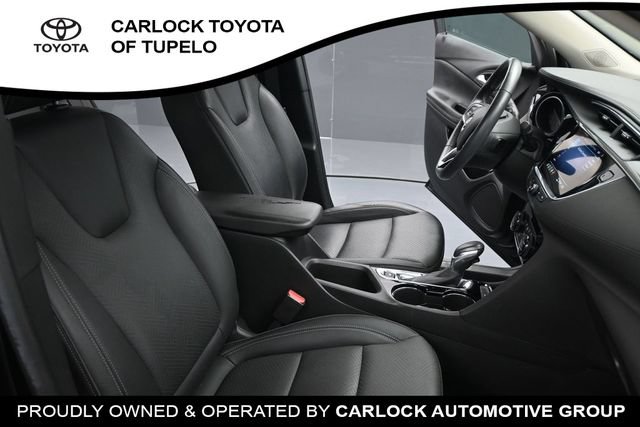 Used 2023 Buick Encore GX Essence w/ Experience Buick Package FWD image 40