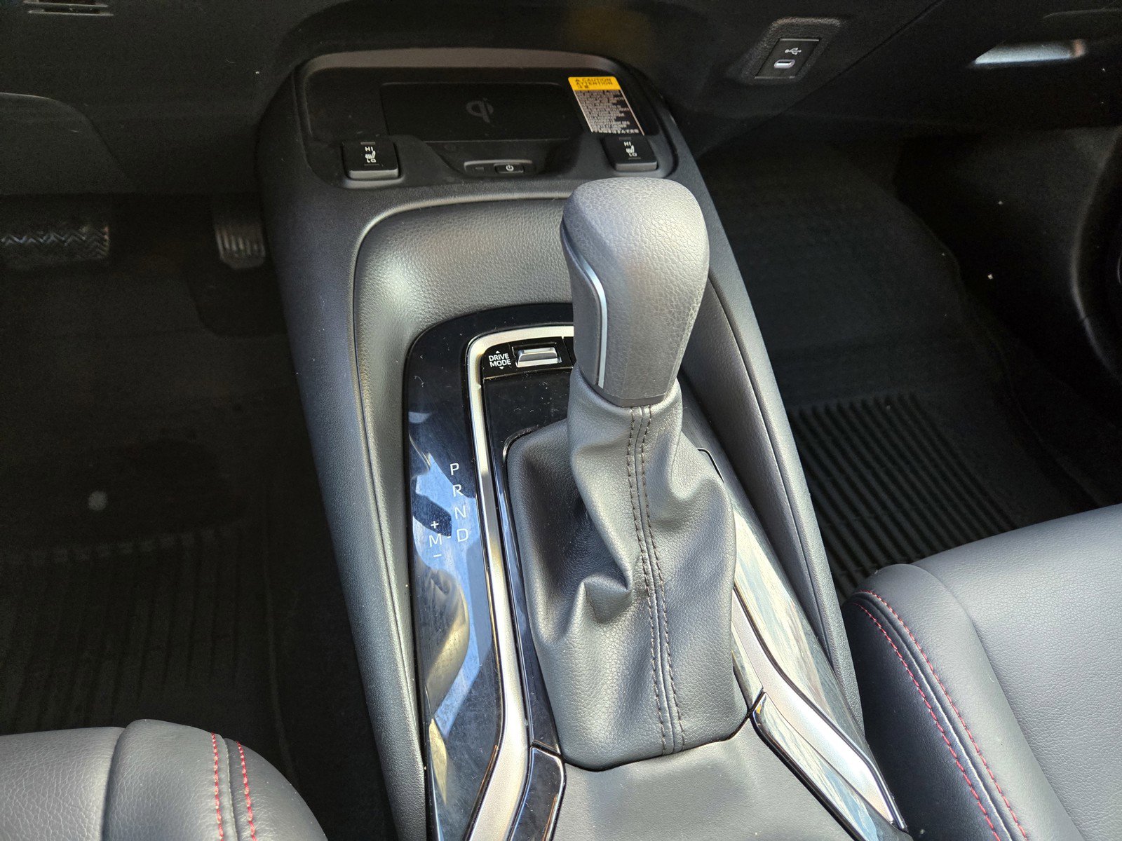 Used 2024 Toyota Corolla XSE image 19