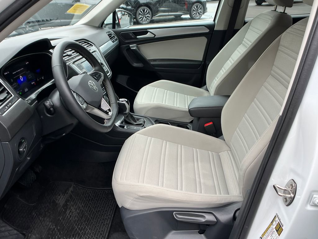 Used 2024 Volkswagen Tiguan S AWD/4WD image 9