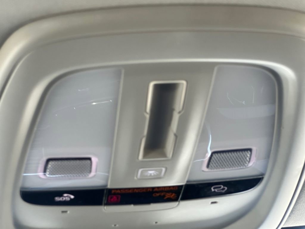 Used 2025 Volvo XC90 T8 Ultra w/ Protection Package Premier image 20