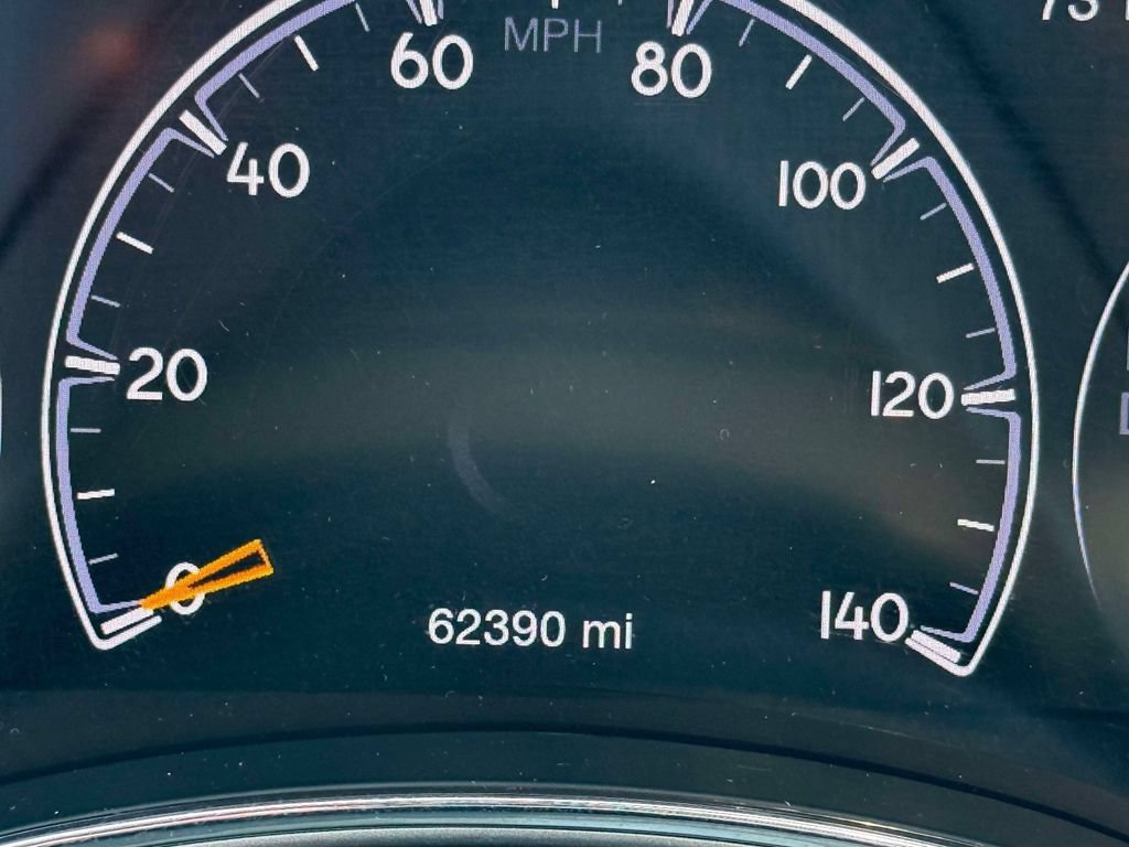 Used 2020 Jeep Grand Cherokee Altitude AWD/4WD image 17