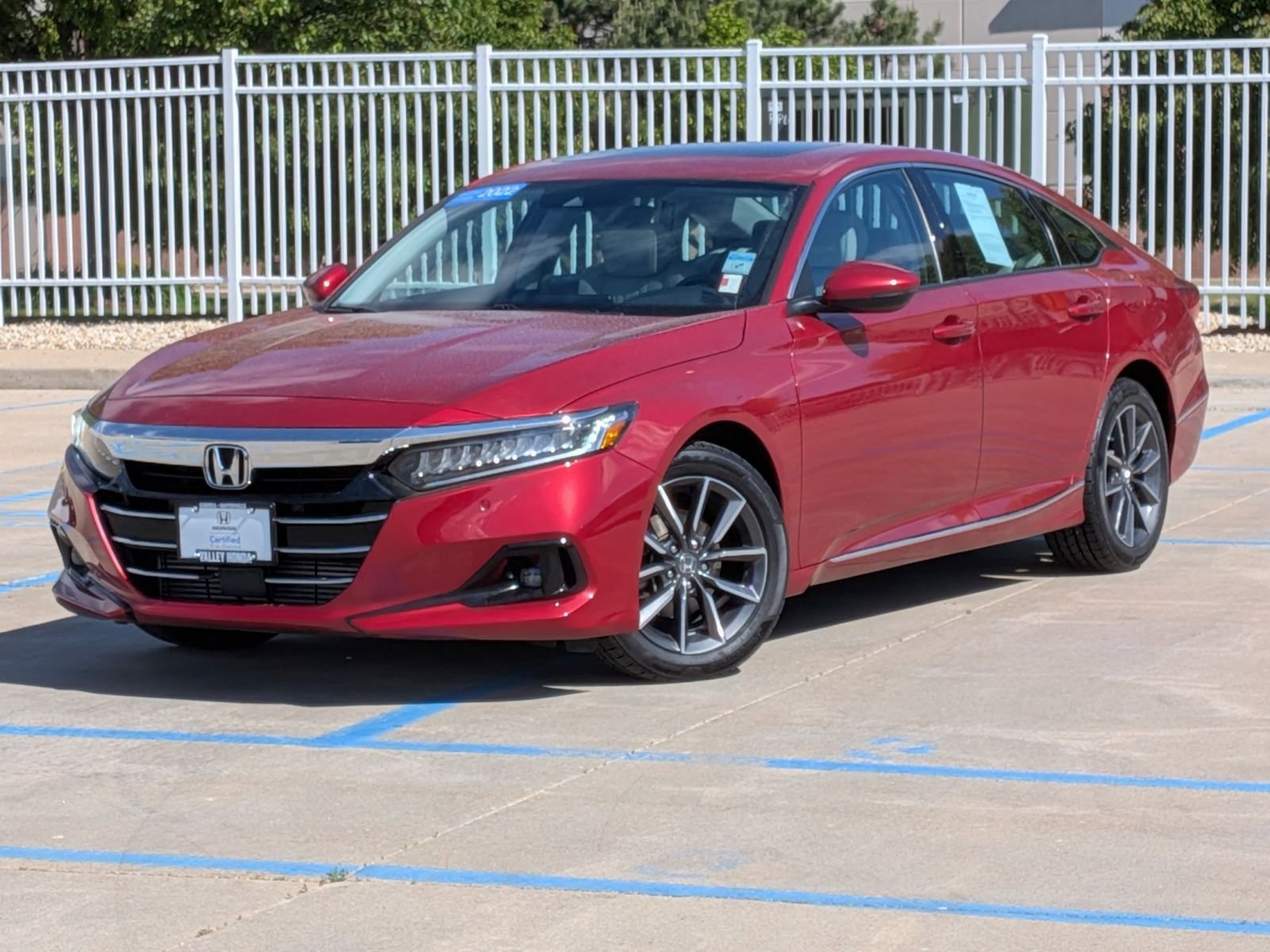 Used 2022 Honda Accord EX-L image 2