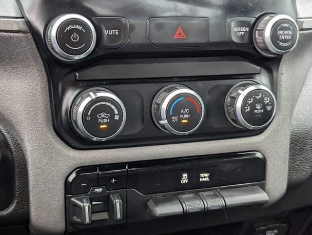Used 2024 RAM 2500 Tradesman w/ Chrome Appearance Group image 18