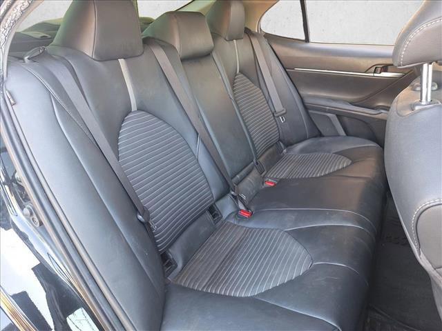 Used 2019 Toyota Camry SE image 16