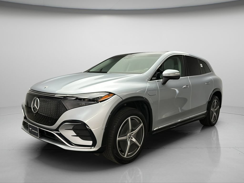 Used 2023 Mercedes-Benz EQS 580 4MATIC SUV image 2