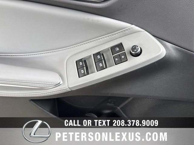 Used 2022 Toyota Avalon XLE w/ Moonroof Package FWD image 22