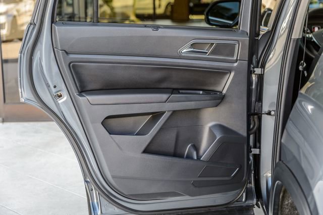 Used 2019 Volkswagen Atlas SE w/ Towing Package image 51