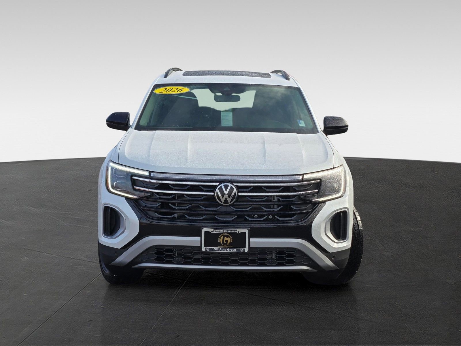 New 2026 Volkswagen Atlas Peak Edition image 3
