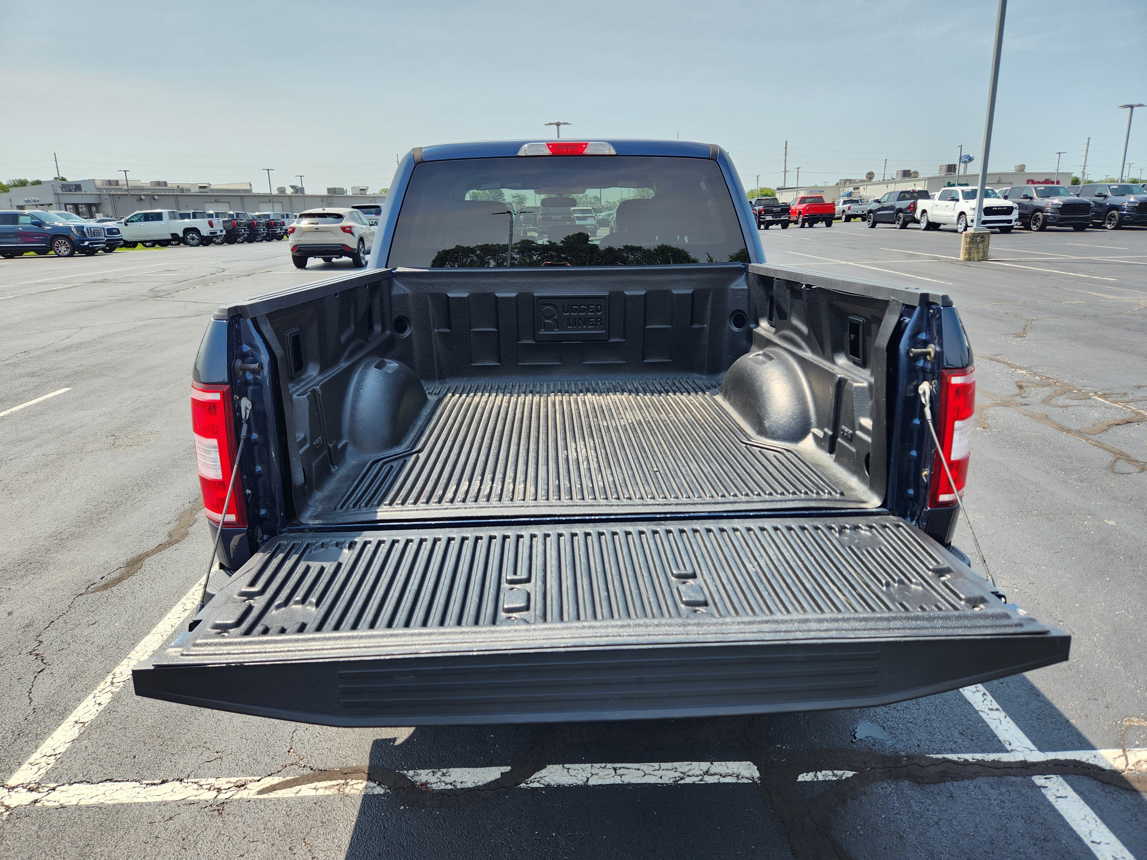 Used 2018 Ford F150 XLT AWD/4WD image 10
