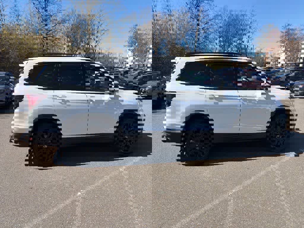 Used 2022 Honda Pilot Black Edition image 11