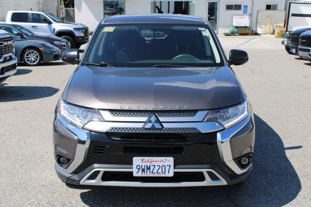 Used 2019 Mitsubishi Outlander ES FWD image 2