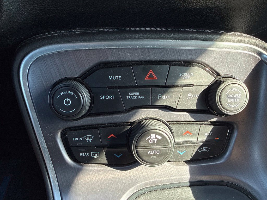 Used 2018 Dodge Challenger R/T Scat Pack RWD image 19