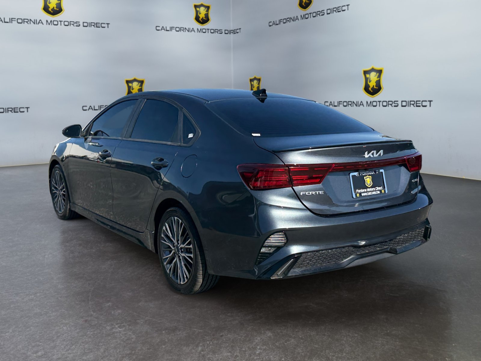 Used 2022 Kia Forte GT-Line w/ GT-Line Technology Package FWD image 3