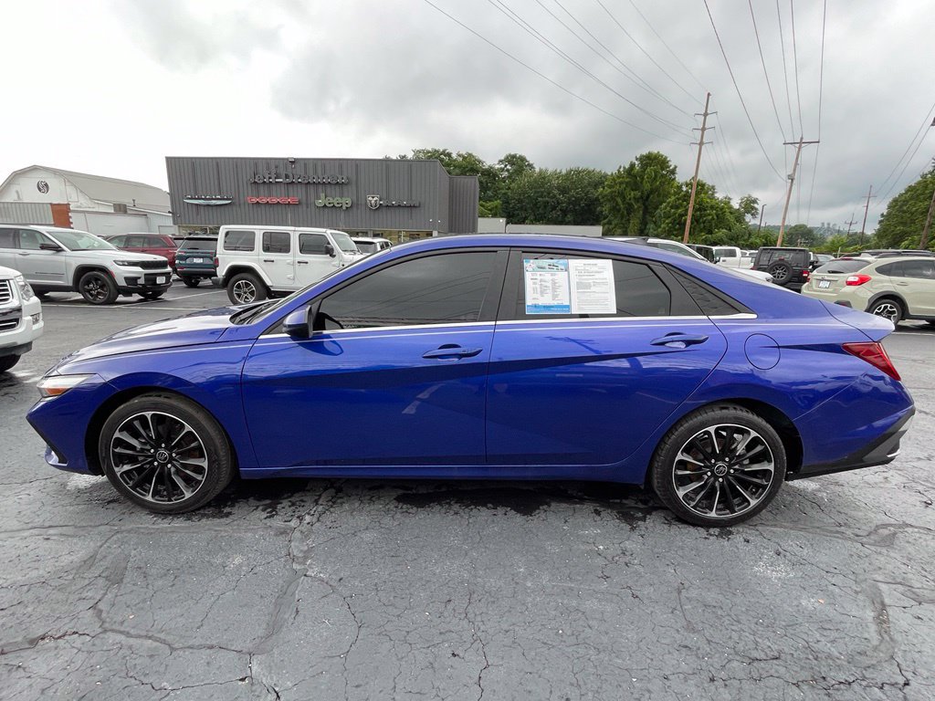 Used 2024 Hyundai Elantra SEL w/ Convenience Package FWD image 8