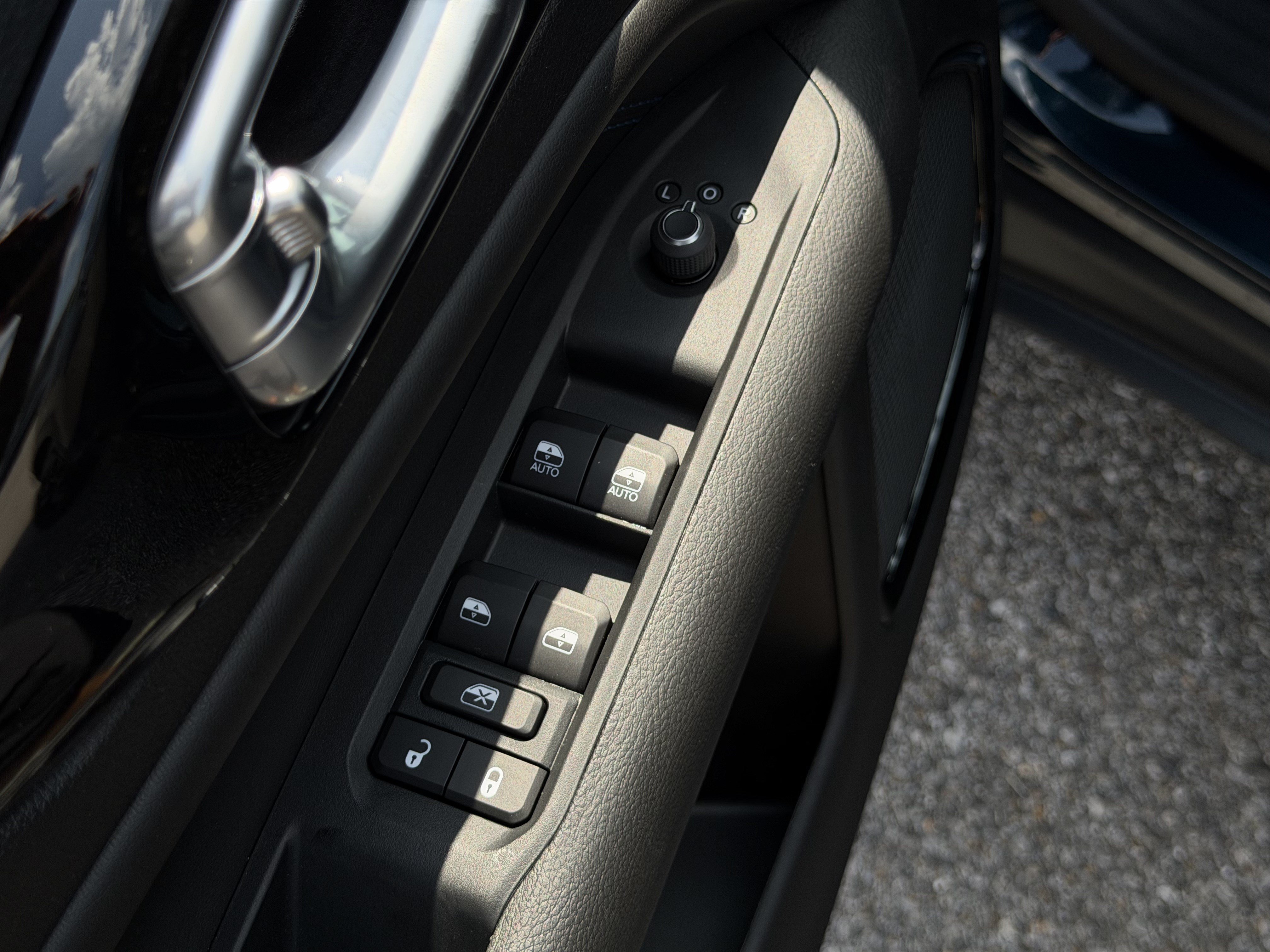 New 2026 Jeep Compass Latitude AWD/4WD image 15