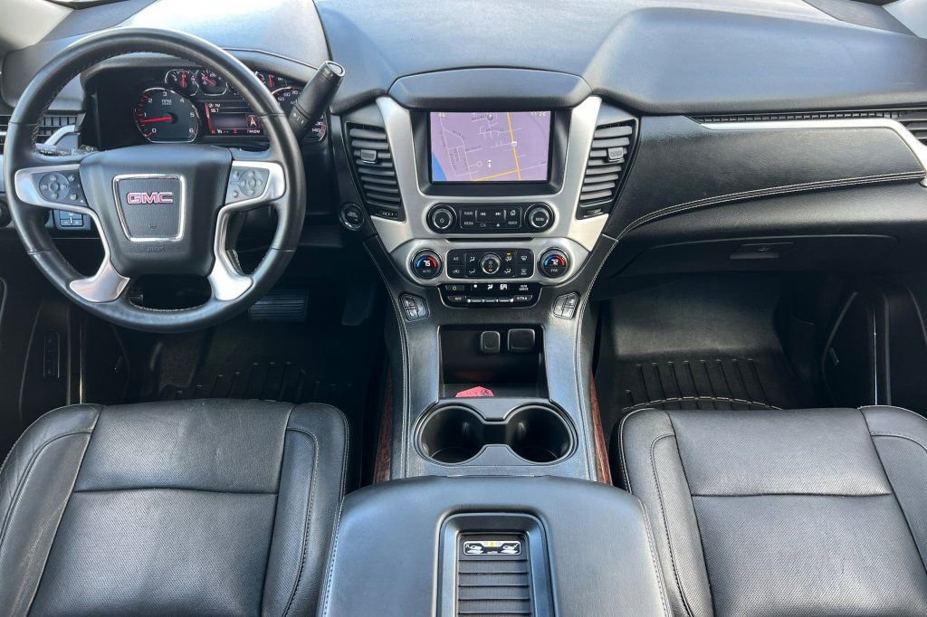 Used 2015 GMC Yukon SLT image 10