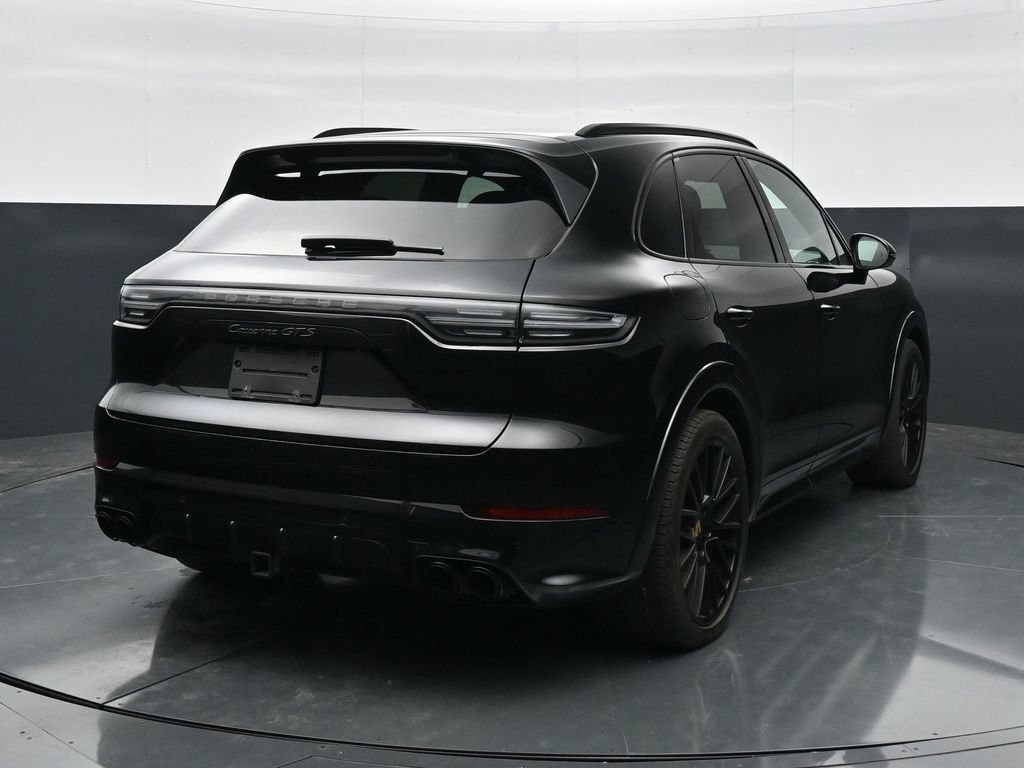 Used 2023 Porsche Cayenne GTS AWD/4WD image 9