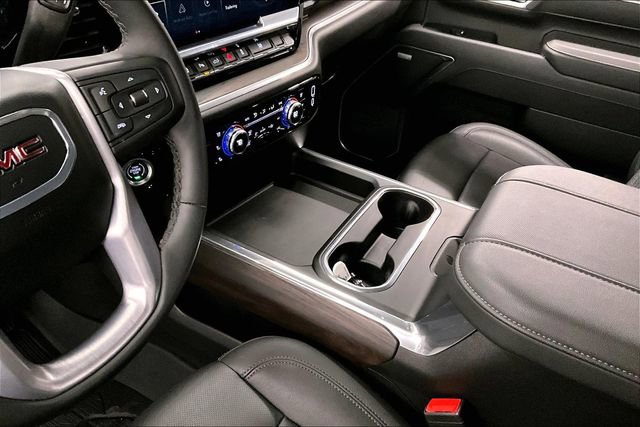 Used 2025 GMC Sierra 2500 SLT w/ SLT Convenience Package image 16