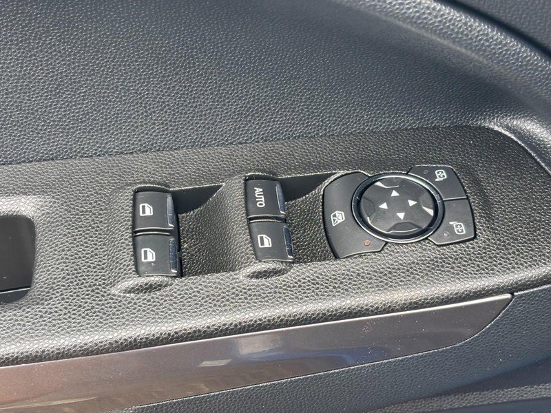 Used 2020 Ford EcoSport SE FWD image 17