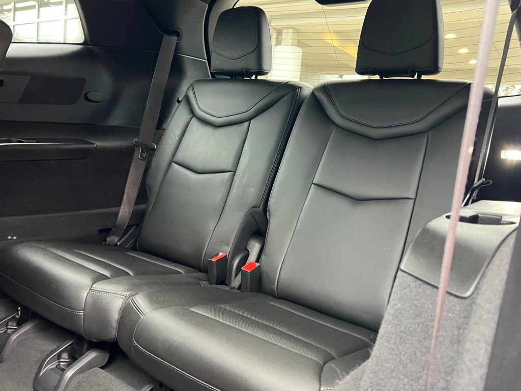 Used 2022 Cadillac XT6 Premium Luxury image 17