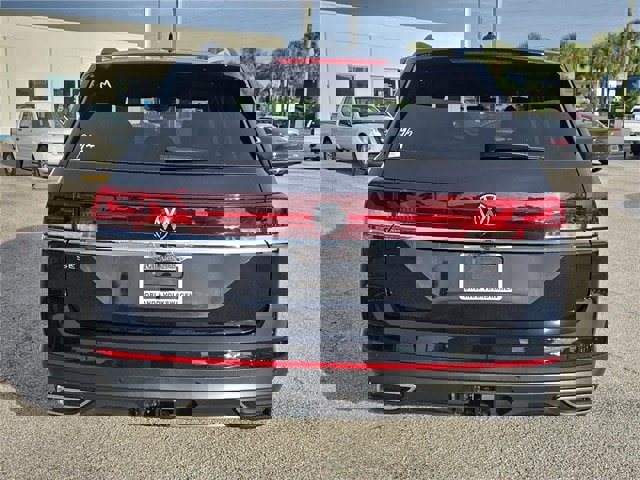 New 2026 Volkswagen Atlas SE image 4