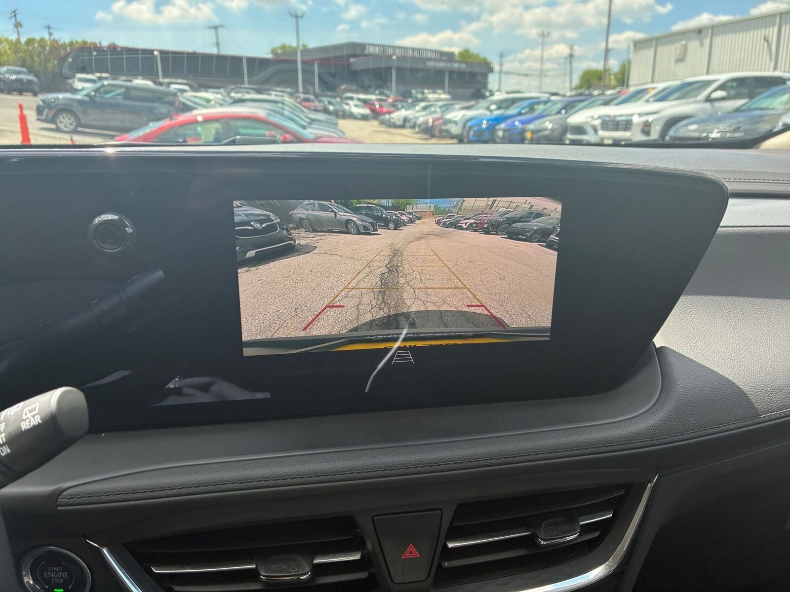 Used 2025 Buick Encore GX Preferred AWD/4WD image 20