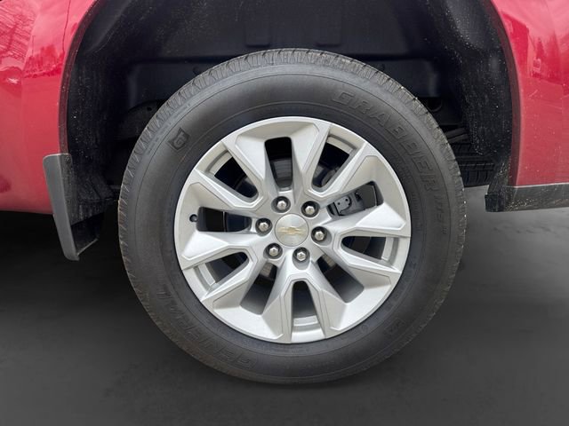 Used 2020 Chevrolet Silverado 1500 Custom w/ Custom Value Package AWD/4WD image 6