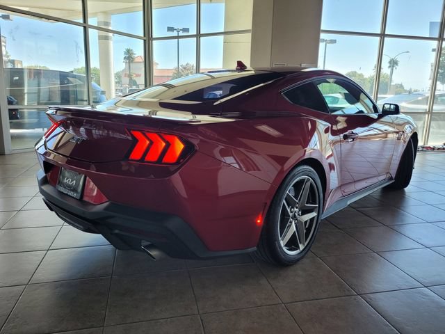 Used 2024 Ford Mustang GT RWD image 5
