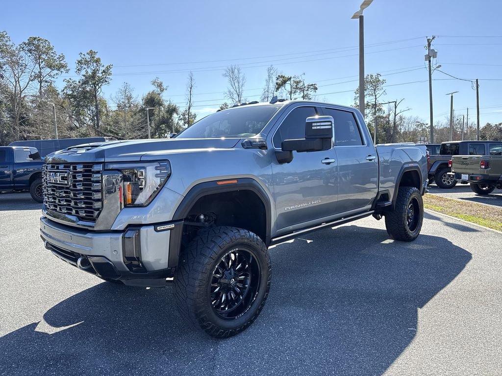 Used 2024 GMC Sierra 2500 Denali Ultimate image 7