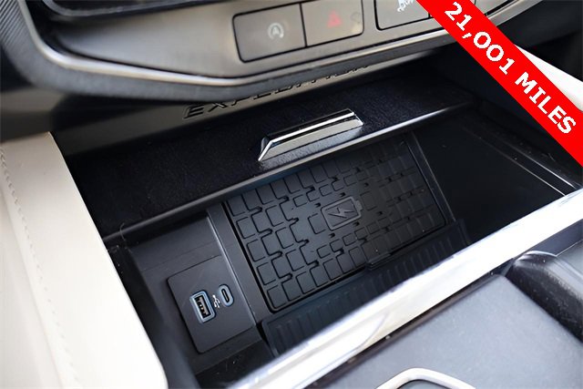 Used 2023 Ford Expedition Platinum image 31