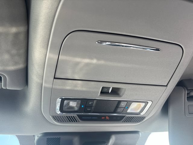 Used 2022 Ford F150 Lariat w/ Equipment Group 502A High AWD/4WD image 39
