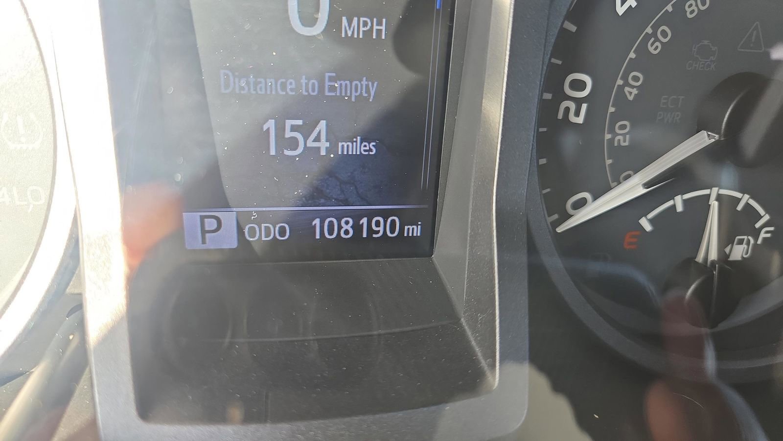 Used 2018 Toyota Tacoma TRD Off-Road w/ Technology Package image 23