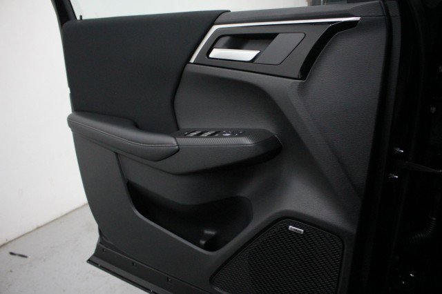 New 2026 Mitsubishi Outlander ES image 10