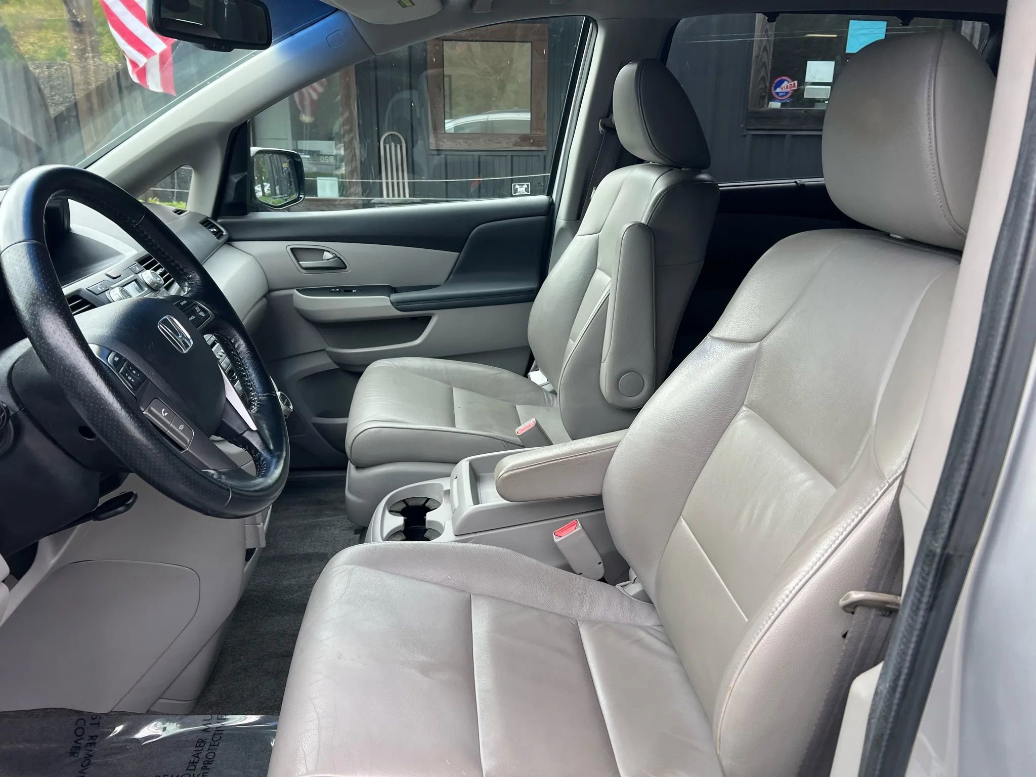 Used 2012 Honda Odyssey Touring image 11