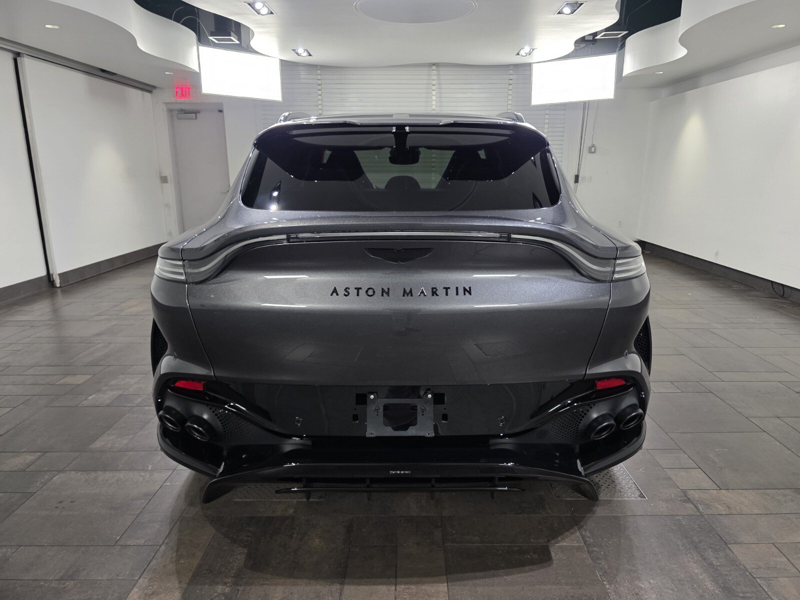 Used 2025 Aston Martin DBX 707 AWD/4WD image 26