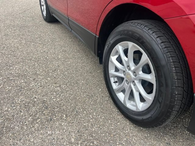 Used 2019 Chevrolet Equinox LT w/ Driver Convenience Package AWD/4WD image 26