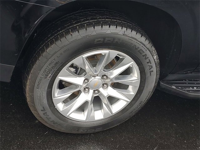 Certified 2023 Chevrolet Suburban Premier image 5