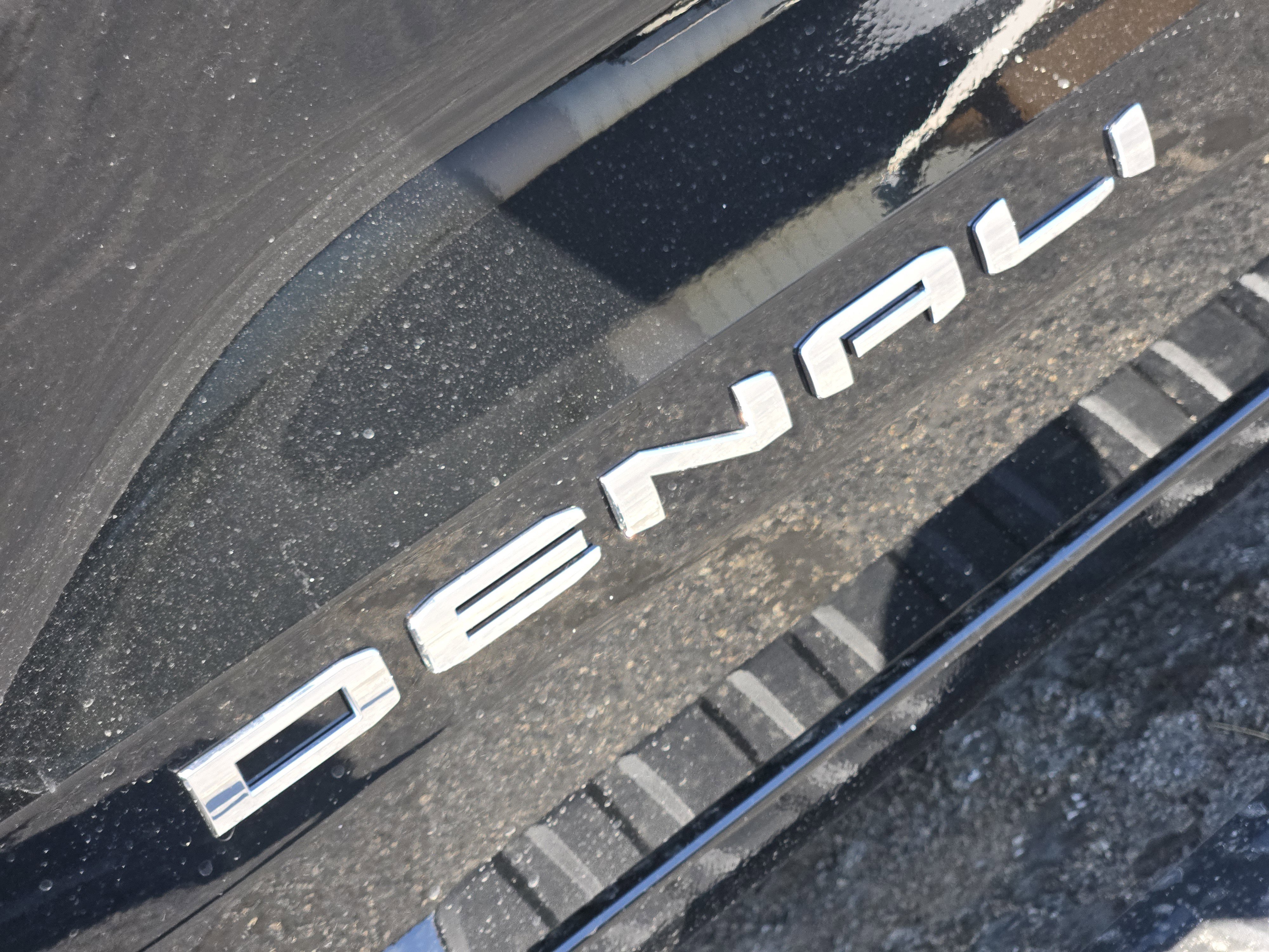 New 2026 GMC Canyon Denali image 7