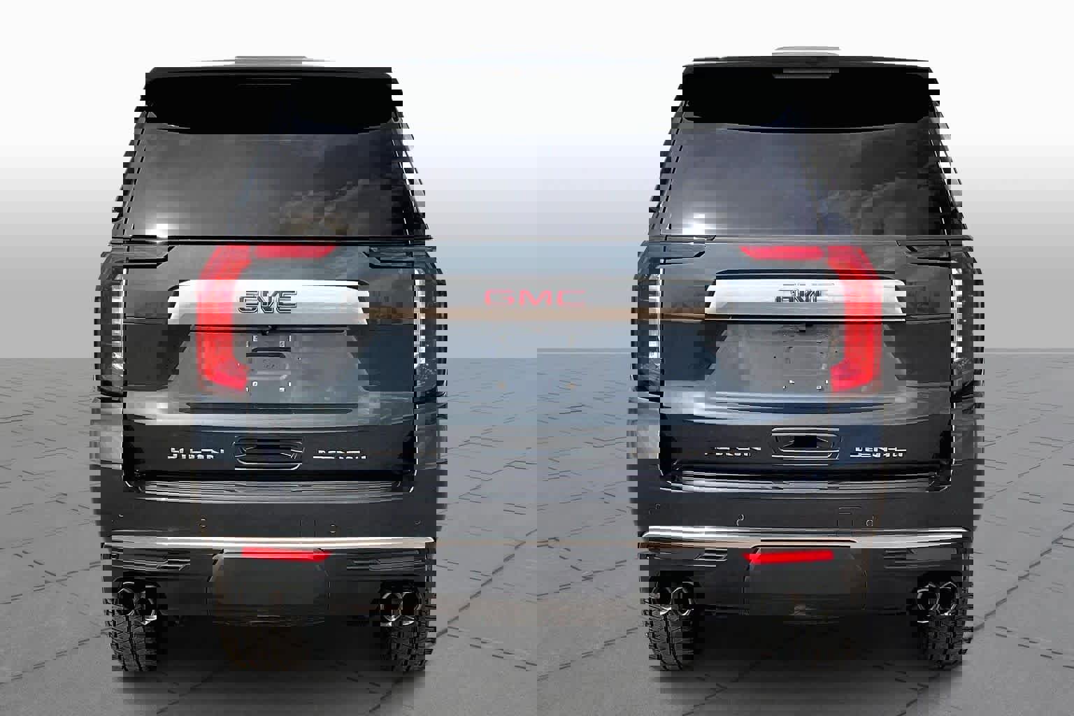 Used 2022 GMC Yukon Denali w/ Max Trailering Package image 5