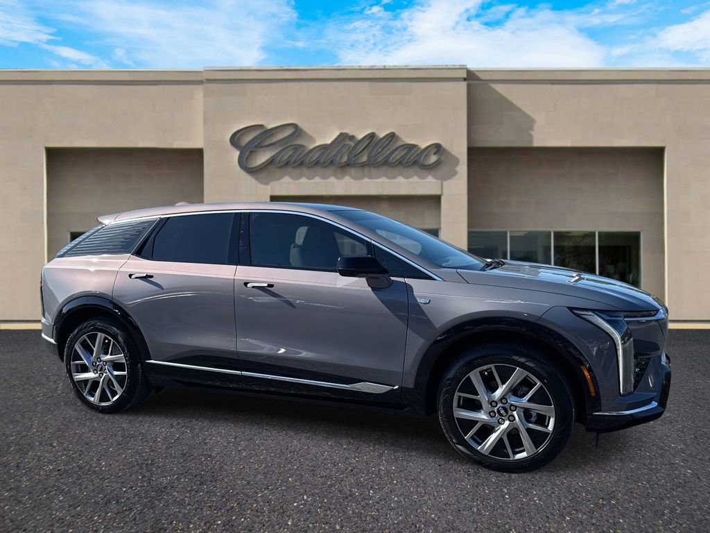 New 2026 Cadillac Optiq Luxury 2 image 1