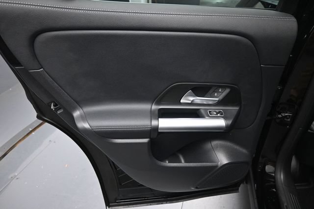 Certified 2025 Mercedes-Benz GLA 250 image 25